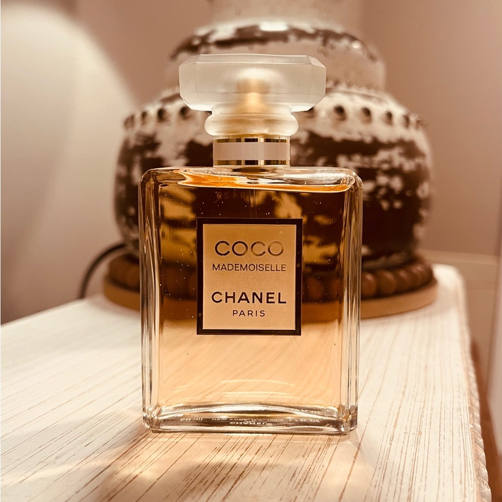CHANEL Coco Mademoiselle Fragrance with Gold Tint